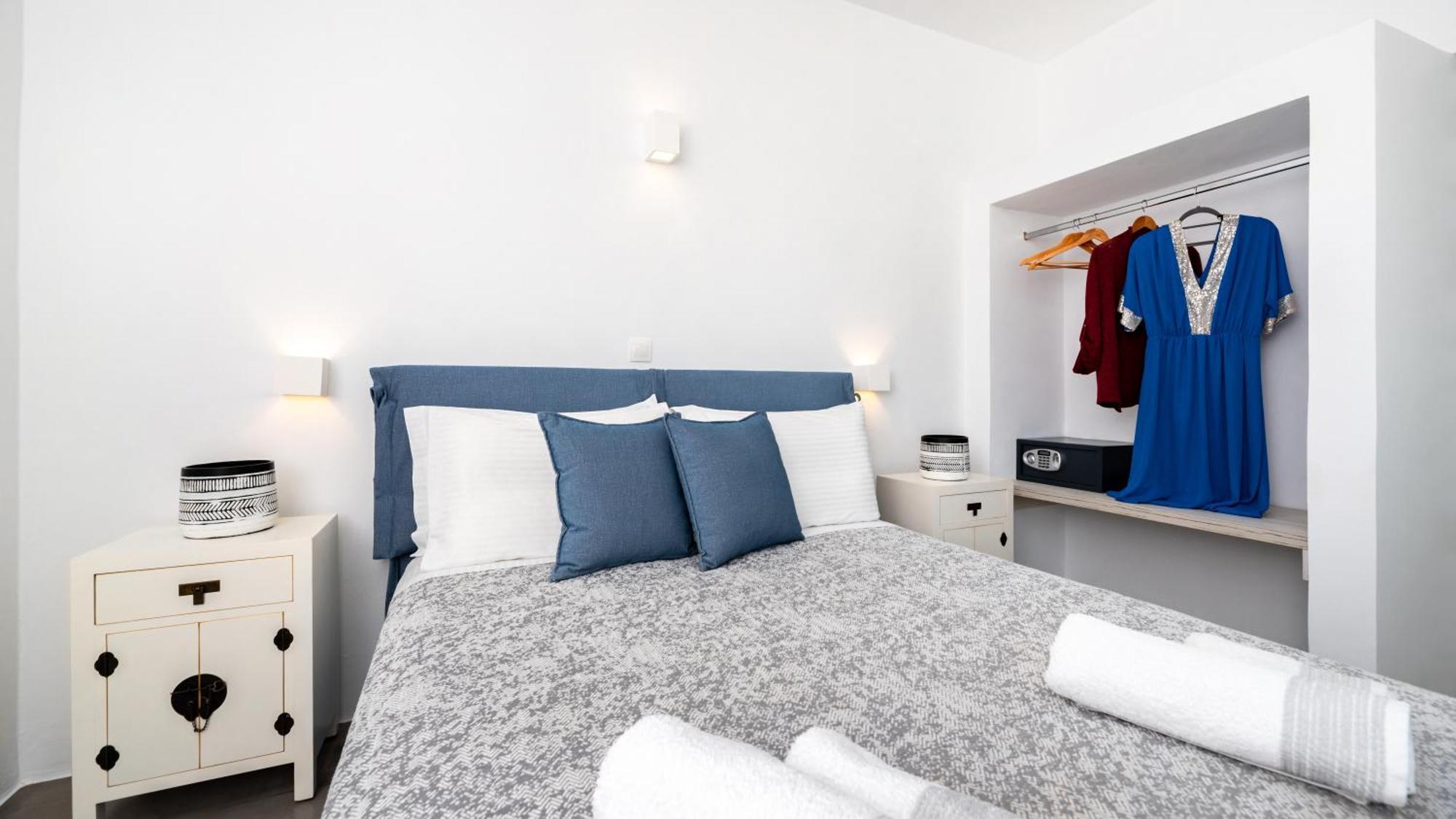 קרטראדוס Aerenia Luxury Suites חדר תמונה