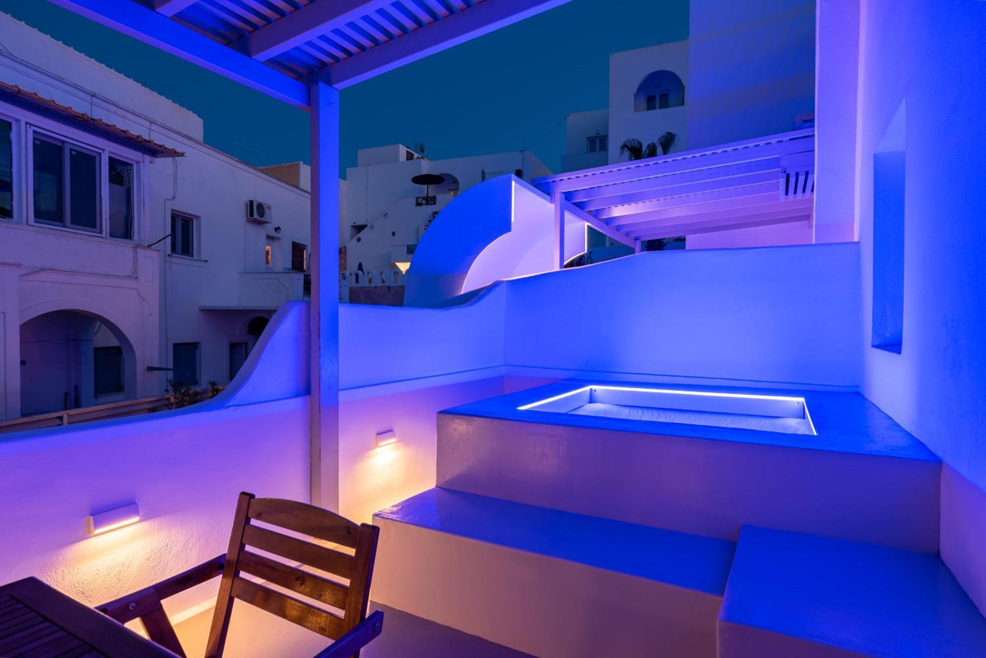 קרטראדוס Aerenia Luxury Suites מראה חיצוני תמונה